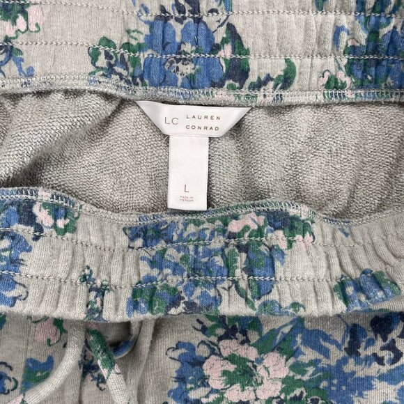 Women's Floral Jogger - Picture 13 of 16